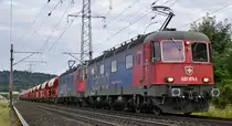 Re 620 078-6 (11678)  Bassersdorf  und Re 6/6 11626  Zollikofen  kehren mit dem leeren Kieszug aus Bodio TI zurück und sind auf dem Weg nach Hüntwangen-Wil, aufgenommen kurz nach Othmarsingen am 03.07.2020.