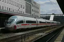 Am 22.8.19 fuhr der kleine ICE, 403 514, von München nach Dortmund in den Ulmer Hbf ein. 
