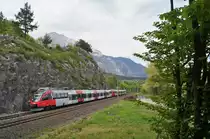 Der REX 5222 von Wörgl Hauptbahnhof zum Brenner wird freitags auf dem Abschnitt Wörgl - Innsbruck als Doppelgarnitur geführt. Dies blieb auch in der coronabedingten Sondersituation so. Am 24.04.2020 waren für diese Leistung die beiden Innsbrucker 4024.090 + 4024.061 eingeteilt, die bei Jenbach dokumentiert werden konnten. Aus aktuellem Anlass endete die Fahrt vorzeitig in Steinach in Tirol.