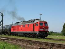 233 643-6 mit einer Abgasfahne in T��ling am 20.7.07          