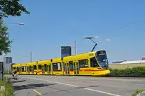 Be 6/10 Tango 173, auf der Linie 10, fährt zur Haltestelle M-Parc. Die Aufnahme stammt vom 19.05.2020.