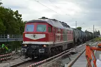 LEG - Leipziger Eisenbahnverkehrsgesellschaft mbH, Leipzig mit  232 182-6  [NVR-Nummer: 92 80 1232 182-6 D-LEG] und Kesselwagenzug (leer) Richtung Stendel am 04.07.20 Berlin Karow.