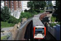 DT 3 Der U-Bahn Hamburg Linie U3 Verl�sst Den U-Bahnhof Landungsbr�cken In Den Tunnel,N�chste Station ST.Pauli.21.07.07