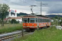 ALTES BIPPERLISI nach wie vor unentbehrlich. Wegen dem verunfallten und sehr stark beschädigten SOBA-STAR Be 4/8 114 musste kurzfristig für den Betrieb auf der kurzen Zweigstrecke Langenthal-St. Urban Ziegelei der Be 4/4 103, ehemals SZB, BTI einspringen. Wegen grossen mehreren Baustellen an der Strecke Solothurn-Niederbipp mit Bahnersatz wurden die Fahrzeuge unüblich stationiert. Das Schwesterfahrzeug, der Be 4/4 104 wurde aus diesem Grund im Depot Wiedlisbach als eiserne Reserve abgestellt. Am 17. Juli 2020 pendelte dadurch der Oldtimer mit Baujahr 1970 als Solotriebwagen zwischen Langenthal und St. Urban hin und her. 
Foto: Walter Ruetsch 