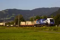 1116-199-1 in  60 Jahre Roco  Werbelackierung hinter Dornbirn nach Feldkirch. 30.7.20