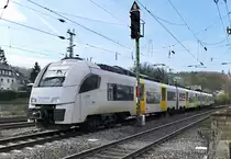 460 001-1 RB beim Umsetzen im Bf Remagen - 16.03.2020