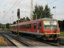 628 631 verl�sst als RE6 den Bahnhof G�strow.
