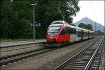 4024 070 f�hrt am 27.06.07, als RB 5110 von Innsbruck nach Rosenheim, in den Bahnhof Brannenburg ein.