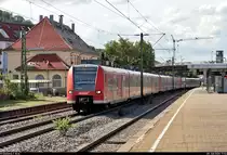 425 306-8, 425 303-5 und 425 304-3 von DB Regio Baden-Württemberg, im Dienste der Abellio Rail Baden-Württemberg GmbH (Ersatzzug), als RB 19327 (RB18) von Osterburken nach Tübingen Hbf durchfahren den Bahnhof Asperg auf der Bahnstrecke Stuttgart–Würzburg (Frankenbahn | KBS 780).
[28.7.2020 | 17:04 Uhr]