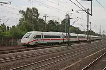 Einfahrt am Abend des 18.07.2019 von 412 018 (9018/0812 018-1)  Freistaat Bayern  aus Richtung Maschen kommend in den Bahnhof von Hamburg Harburg.