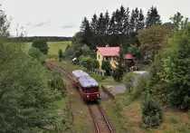 M 131.1515 fuhr am 29.08.20 eine Sonderfahrt von Cheb über Tršnice und Aš nach Hranice v Čechách. Hier ist der Zug auf der Rückfahrt von Hranice v Čechách nach Cheb in Hazlov zusehen.