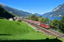 Re 420 155 mit EC 163 am 04.09.2020 bei Unterterzen.