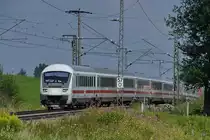 Ein IC fährt bei Strass in Richtung Traunstein. (August 2020)