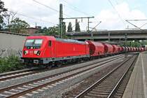 Mit einem leeren  Kali -Zug aus dem Hamburger Hafen fuhr am Vormittag des 19.07.2019 die 187 188 durch den Bahnhof von Hamburg Harburg in Richtung Rangierbahnhof Maschen.