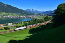 186 903 mit einem Autozug am 04.09.2020 bei Arth.