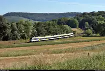 Nachschuss auf einen 8442 (Bombardier Talent 2) der Abellio Rail Baden-Württemberg GmbH als RE 19611 (RE17b) von Heidelberg Hbf nach Stuttgart Hbf, der in Ölbronn-Dürrn auf der Bahnstrecke Bietigheim-Bissingen–Bruchsal (Westbahn (Württemberg) | KBS 770) fährt.
[30.7.2020 | 9:22 Uhr]