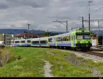 BLS - Regio nach Kerzers am Schluss der Steuerwagen ABt  50 85 80-35 971 im Bahnhofsareal von Lyss am 07.09.2020