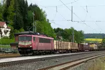 12. Mai 2015, darf man sie  Kita-Lok  nennen, die 155 219, wie sie mit bekleckertem Lätzchen mit ihrem Güterzug ungeniert durch Kronach rollt? 
