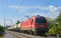SŽ 514-102 zieht Kesselzug durch Maribor-Tabor Richtung Norden. /10.9.2020