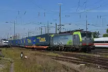 Siemens Vectron der BLS 475 411-5 durchfährt den badischen Bahnhof. Die Aufnahme stammt vom 10.09.2020.