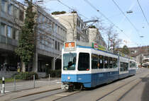 Be 4/8 2103 bei der Haltestelle Kirche Fluntern am 27.02.2010.