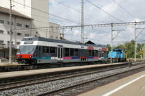 Aare Seeland mobil/ASm.
Am 23. September 2020 wurde einer der letzten grauen GTW vom Seeland in die Ostschweiz überführt. Bei Stadler Rail wird er fit gemacht für die nächsten 10 bis 20 Jahre.
Fotografiert wurde der Be 2/6 5101 anlässlich der Bahnhofsdurchfahrt Herzogenbuchsee.
Foto: Walter Ruetsch 