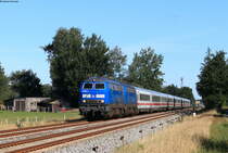 218 458-8 und 218 448-9 mit dem IC 2311 (Westerland(Sylt)-Stuttgart Hbf) bei Langenhorn 1.9.20