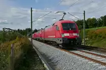 Die ersten Fahrten mit elektrischen Triebfahrzeugen auf der neu elektrifizierten Allg�ubahn. DB Systemtechnik f�hrte am 24.09.2020 mit 182 506-6, 145 018-8, 145 044-4 und 145 023-8 Messfahrten zwischen Hergatz und Lindau durch. Im Zugverband befand sich auch 218 456-2, die f�r die Zu-/R�ckf�hrung der E-Loks ben�tigt wurde. Bei H�henreute wurden die f�nf Lokomotiven in Fahrtrichtung Hergatz fotografiert.