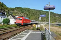 DB Fernverkehr 101 032 mit EC 7 Hamburg-Altona - Interlaken Ost durchfährt die Haltestelle Boppard-Hirzenach am 17.09.2020.