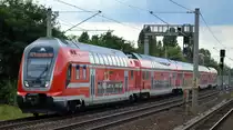RE5 nach Rostock Hbf. mit  445 009  am 19.08.20 Berlin Blankenburg.