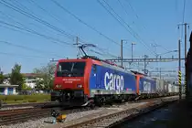 Doppeltraktion, mit den Loks 474 009-8 und 474 003-1 durchfährt den Bahnhof Pratteln. Die Aufnahme stammt vom 12.09.2020.