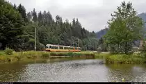 Duewag/Siemens GT8-100D/2S-M, Wagen 922 und Wagen ???, unterwegs am Sulzwiesensee bei Röt-Schönegründ.

🧰 Albtal-Verkehrs-Gesellschaft mbH (AVG)
🚝 S81 Karlsruhe Hbf–Freudenstadt Hbf [+10]
🚩 Bahnstrecke Rastatt–Freudenstadt (Murgtalbahn | KBS 710.8)
🕓 2.8.2020 | 11:22 Uhr