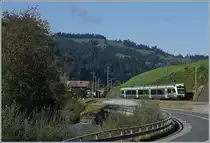 Der BLS  Lötschberger  RABe 535 119 ist als S 6 22637 von Langnau nach Luzern unterwegs und erreicht in Kürze Trubschachen 

30. Sept. 2020