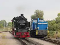Putbus am 24. September 2020 steht RüBB 99 1784-0 und Press 251 901-5 zum Einsatz bereit.