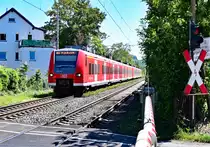425 100-5 RB27 nach Mönchengladbach durch Bonn-Beuel - 05.08.2020