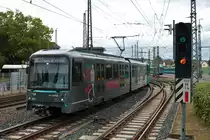 VGF Bombardier U5-25 Wagen 696 am 05.09.20 in Frankfurt Heddernheim vom Bahnsteig aus fotografiert