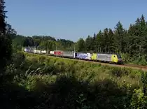Die 189 903 und die 193 771 mit einem KLV-Zug  am 19.09.2020 unterwegs bei Aßling.