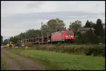 Mit einem leeren Autotransportzug ist hier DB 185240 kurz vor Westerhausen am 29.09.2020 um 10.40 Uhr auf dem Weg nach Löhne in Westfalen.