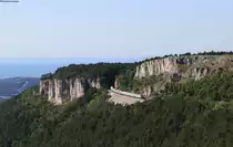 310 002/310 005 und 310 001/310 004 als IC 502  Pohorje   (Koper-Hodos) bei Črnotiče  8.9.20
