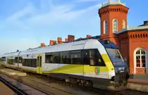 PKP Przewozy Regionalne Sp.z o.o. mit dem Dieseltriebzug  SA134-020  (NVR:  95 51 2 720 110-6 PL-PREG ) für die Region Województwo Lubuskie in Polen am 30.09.20 im Bf. Kostrzyn.