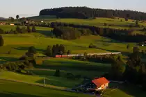EuroCity 197 im letzten Juli Abendlicht bei Heimhofen. 12.7.20
