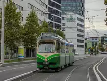 Graz. TW 509 fuhr am 12.10.2020 auf der Linie 4, hier kurz vor dem Ostbahnhof.