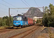 130 015-1 fuhr mit einem Kohlenzug am 21.09.20 durch Želenice n.Bílinou.