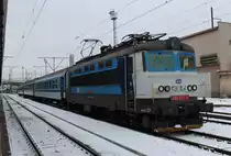 242 237-6 war am 30.12.14 mit einem Nahverkehrszug in Plzeň hl.n.zu sehen.
