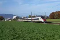 Grossverkehr vom 25. Oktober 2020 auf der alten Stammstrecke Olten-Bern infolge Unterhalts Arbeiten der Neubaustrecke Mattstetten-Rothrist-Bern (NBS).
SBB ETR 610 bei Herzogenbuchsee.
Foto: Walter Ruetsch 
