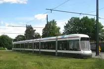 Tramcasting III: Flexity CityFlex 882 an der Endhaltestelle Auzelg am 09.06.2010.