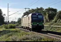 193 241-7 (Siemens Vectron) als Tfzf unterwegs an der Blockstelle (Bk) Zscherben Richtung Teutschenthal.
Aufgenommen im morgendlichen Gegenlicht.

🧰 European Locomotive Leasing (ELL Austria GmbH), vermietet an die ecco-rail GmbH
🚩 Bahnstrecke Halle–Hann. Münden (KBS 590)
🕓 8.9.2020 | 8:27 Uhr