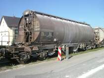 Ein P-Wagen der NACCO vermietet an die AKW-Kick GmbH. Er pendelte zwischen Hirschau (AKW) und Laakirchen (SCA, �sterreich). Wagennummer: 33 87 069 3 079-3. (05.09.2005). Der Wagen wurde vor etwa einem Jahr durch moderne Tanoos Wagen ersetzt.