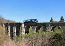 Am 21.04.20 machte die BSAS 159 208 eine Schulungsfahrt von Zwickau über Herlasgrün-Zwotental-Adorf zurück nach Zwickau. Hier ist die Lok in Plauen/V auf der Syratalbrücke zu sehen.