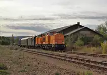 293 023-8, 106 756-0 und 346 020-3 (PRESS) fuhren am 24.09.20 von Sonneberg nach Espenhain. Hier ist der Zug in Pößneck oberer Bahnhof zu sehen. 